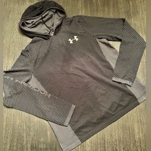 Under Armour - Boys Long Sleeve - Size - XL